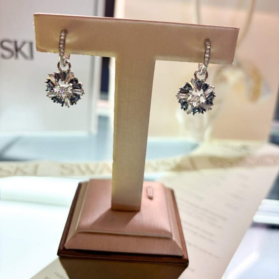 5680016 Swarovski Idyllia Silver Earring Size 2.7cmx1.4cm Jewelry