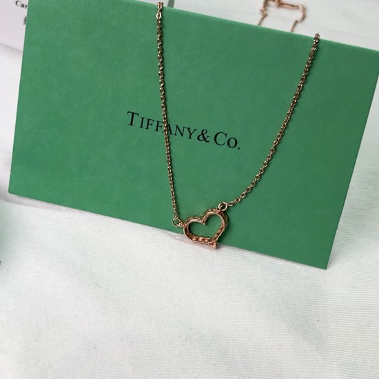 Tiffany & Co. Gold Heart Necklace For Women Pendant Jewellery