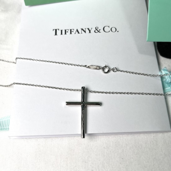 Tiffany & Co. Silver For Women And Men Cross Necklace Jewellery