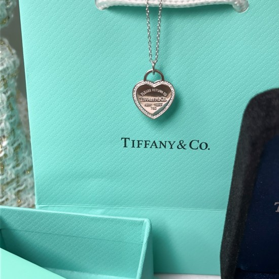 Tiffany & Co. Silver Heart Necklace For Women Pendant Jewellery