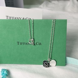 Tiffany & Co.Silver Double Heart Necklace For Women Pendant Jewellery 