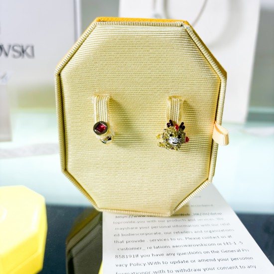 Swarovski Chinese Zodiac Gold Earring Size 1.4cmx1.2cm Jewelry